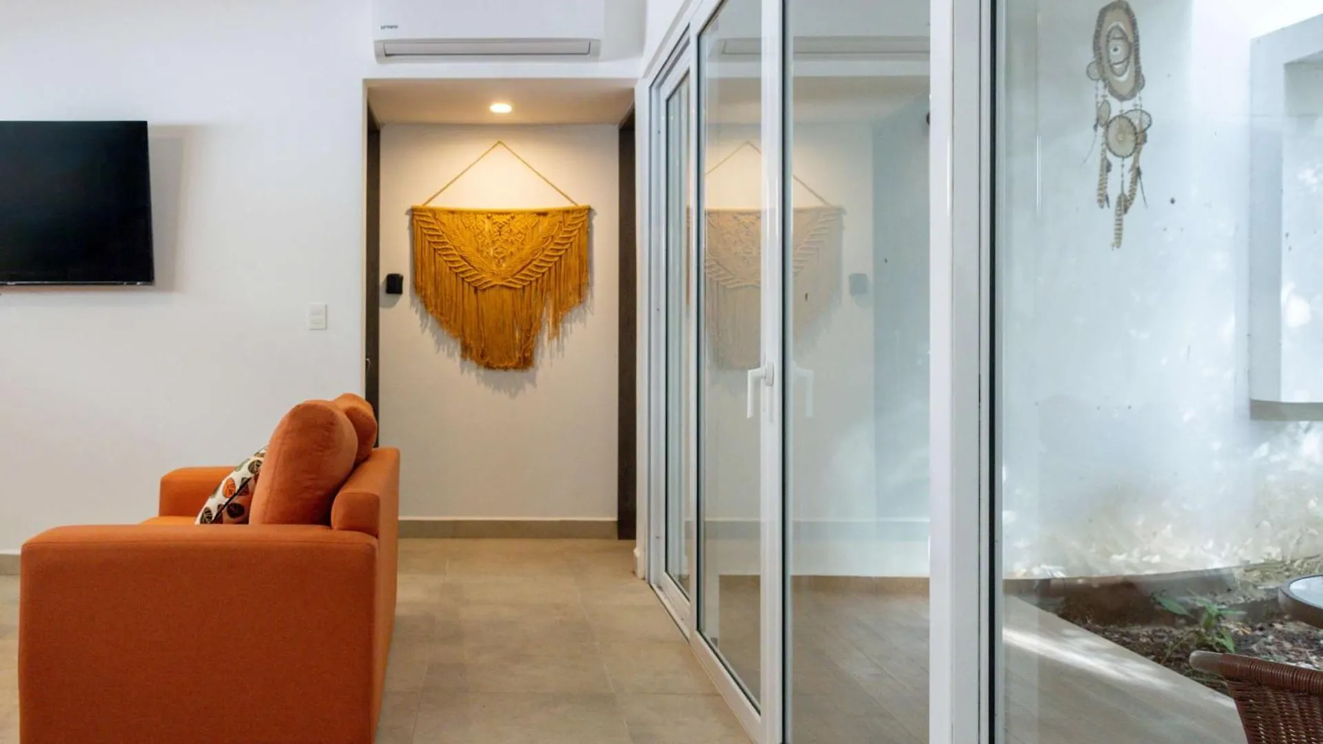Apartment Modern Apt Tulum With 2 Bdr Gym & Pool